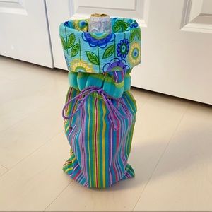 NWT Wine Bag
